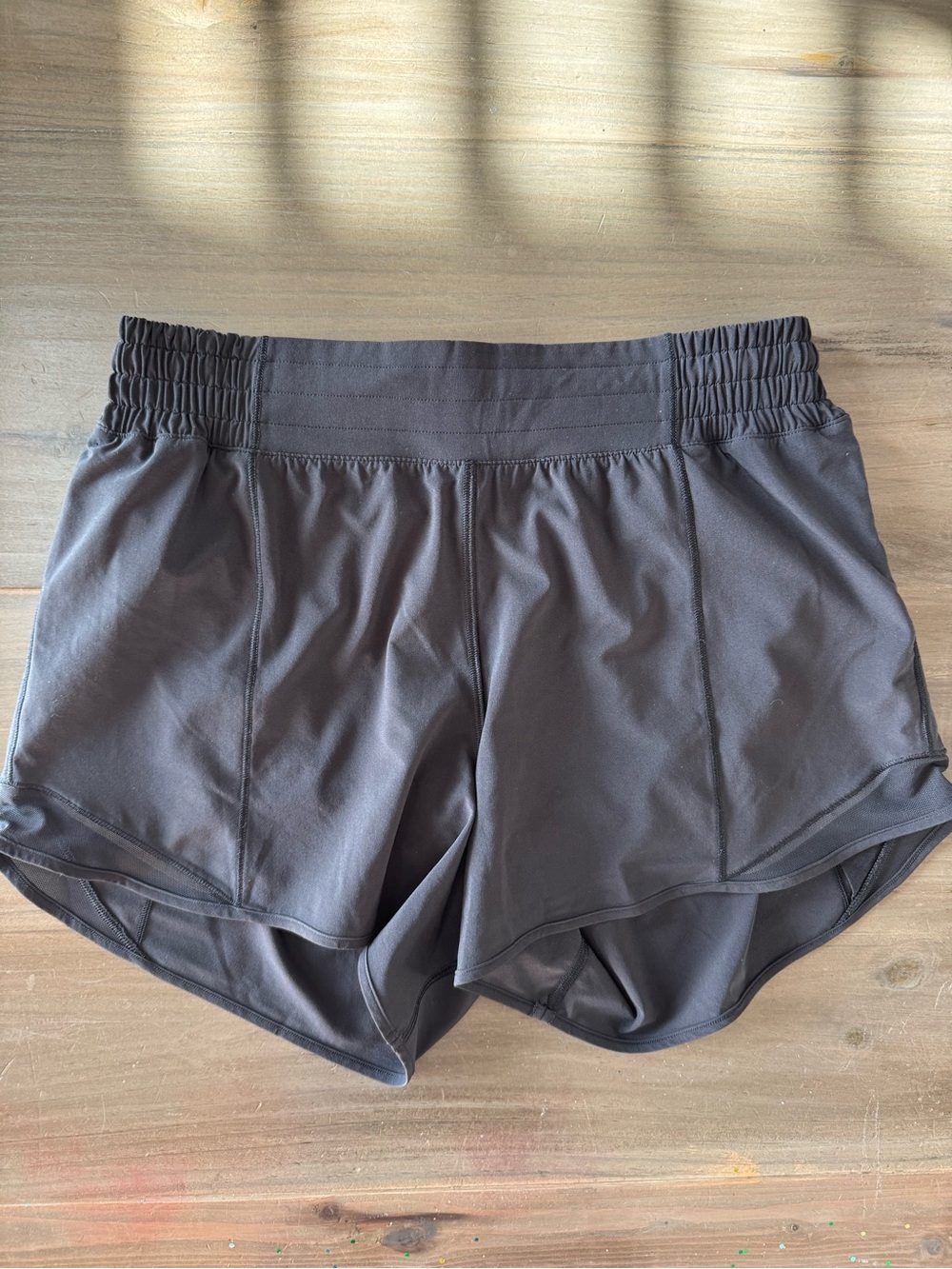 Lululemon Hotty Hot High Waist 4” Short Black Women’s 8 NWOT